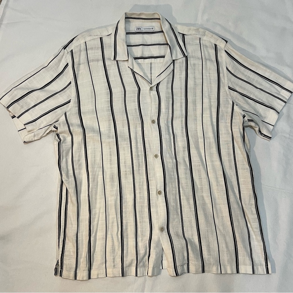 Zara Men's White and Black Striped Button Down Shirt